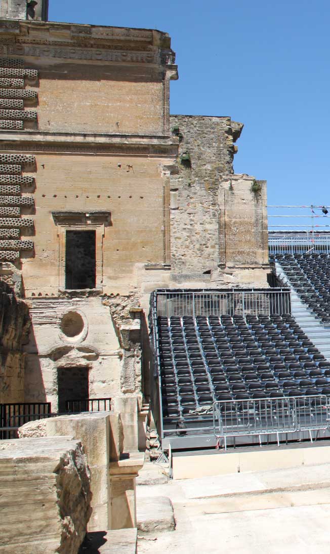 La tour d’Aigues